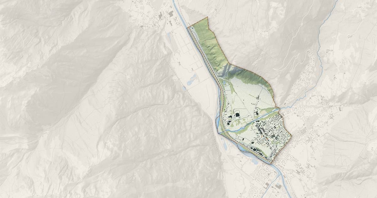 Portrait cartographique de La Chambre : relief, eau, forêts, bâti et voies, calculés à partir des données de l'IGN