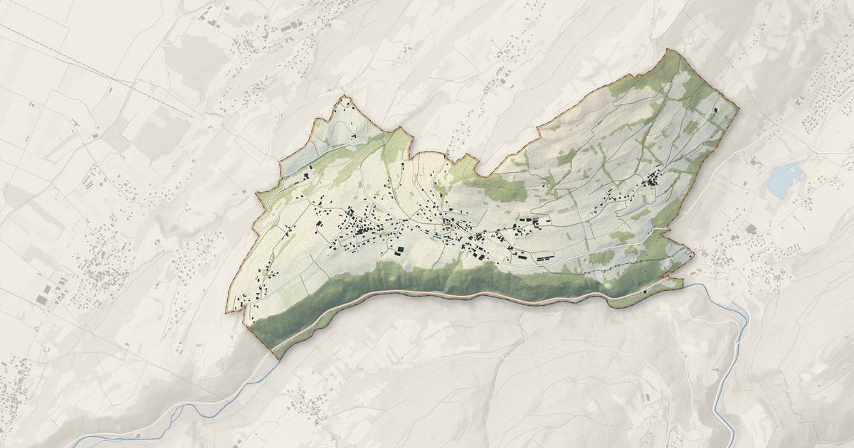 Portrait cartographique de La Chapelle-Blanche : relief, eau, forêts, bâti et voies, calculés à partir des données de l'IGN