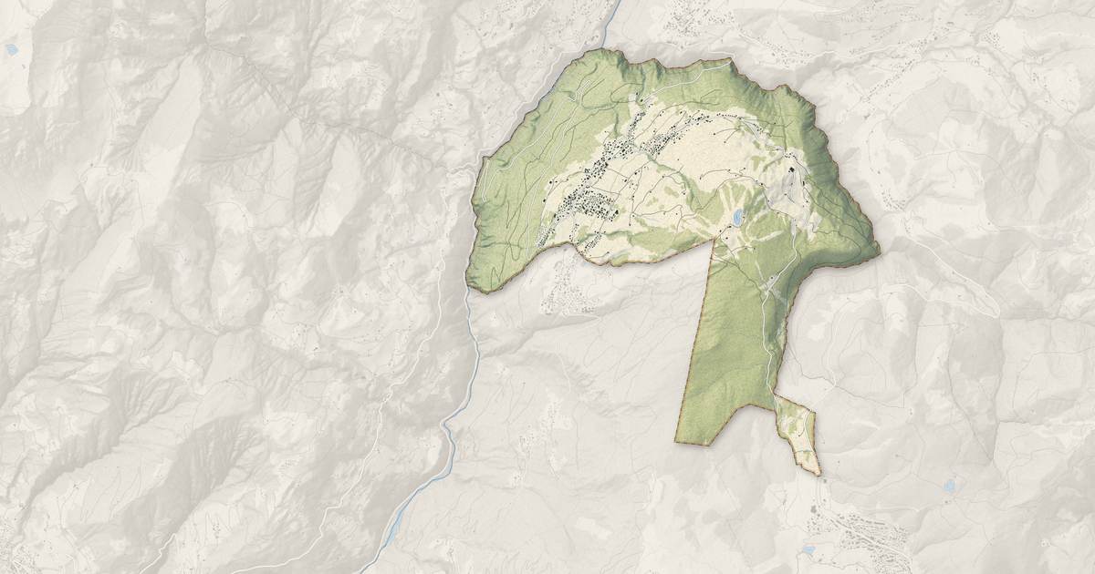 Portrait cartographique de Crest-Voland : relief, eau, forêts, bâti et voies, calculés à partir des données de l'IGN