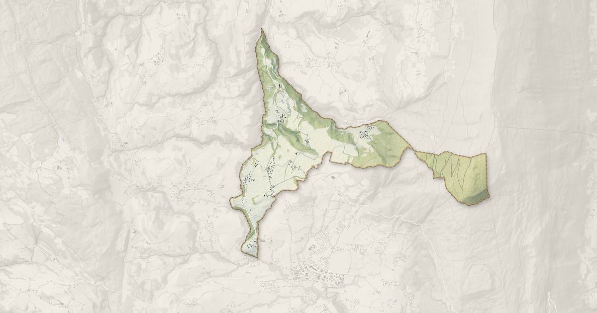 Portrait cartographique de Marcieux : relief, eau, forêts, bâti et voies, calculés à partir des données de l'IGN