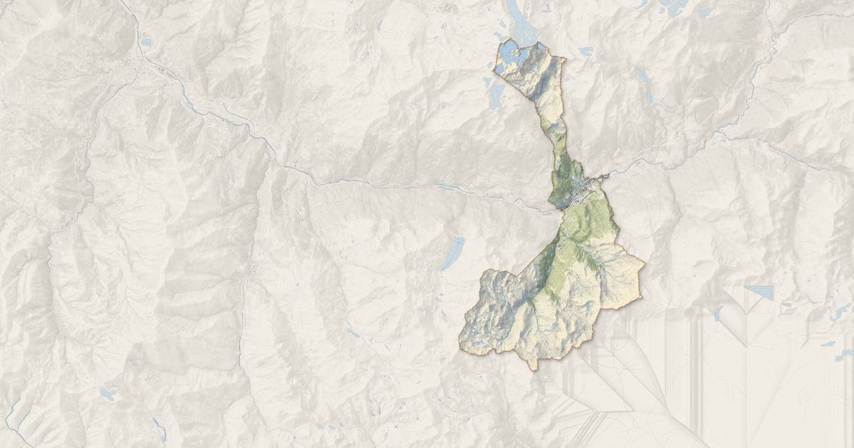 Portrait cartographique de Modane : relief, eau, forêts, bâti et voies, calculés à partir des données de l'IGN