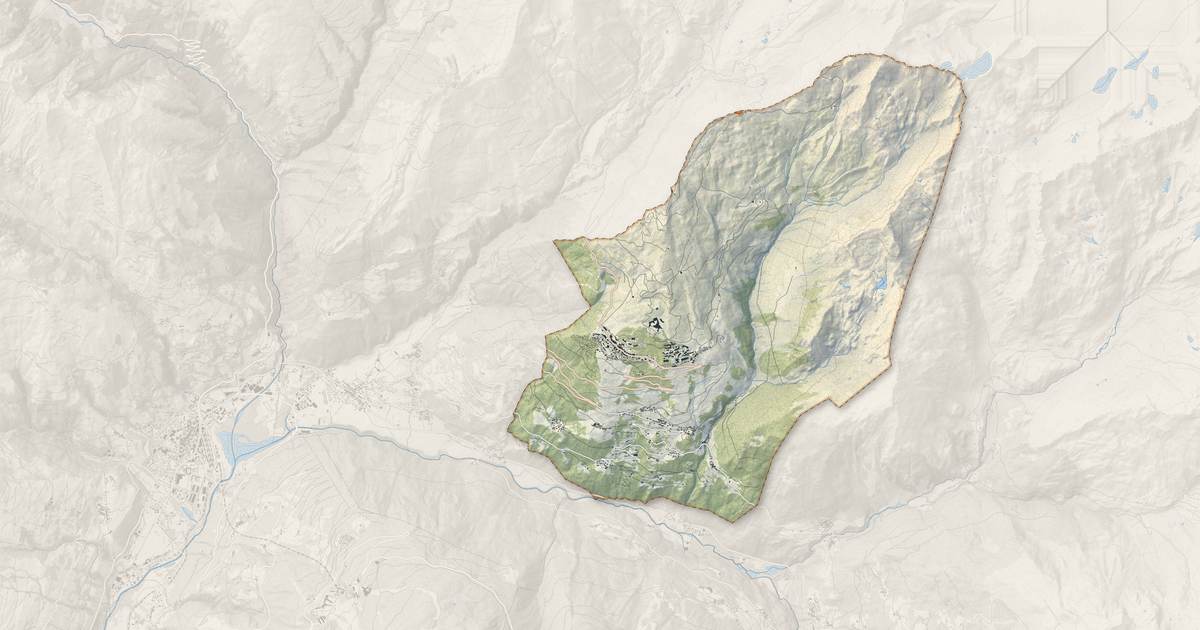 Portrait cartographique de Montvalezan : relief, eau, forêts, bâti et voies, calculés à partir des données de l'IGN