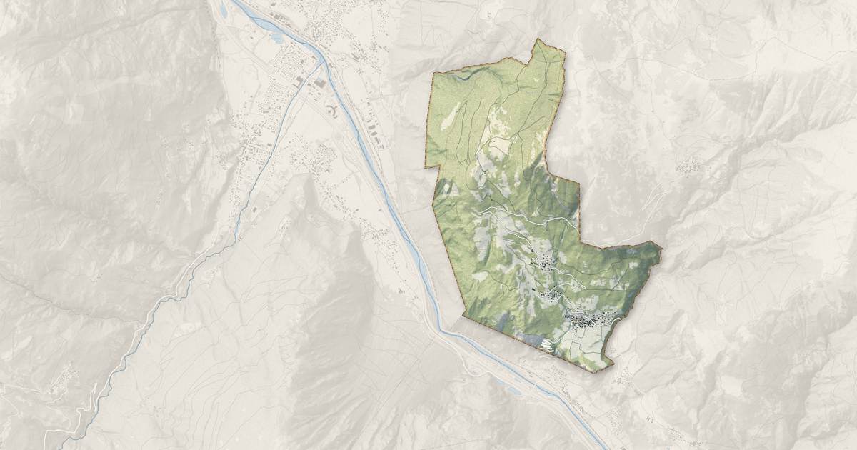 Portrait cartographique de Montvernier : relief, eau, forêts, bâti et voies, calculés à partir des données de l'IGN