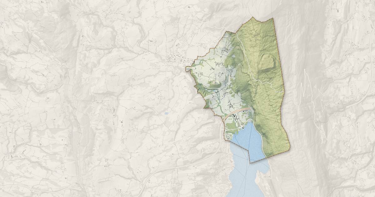 Portrait cartographique de Nances : relief, eau, forêts, bâti et voies, calculés à partir des données de l'IGN