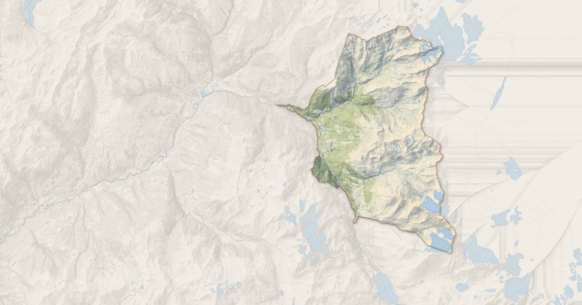 Portrait cartographique de Sainte-Foy-Tarentaise : relief, eau, forêts, bâti et voies, calculés à partir des données de l'IGN