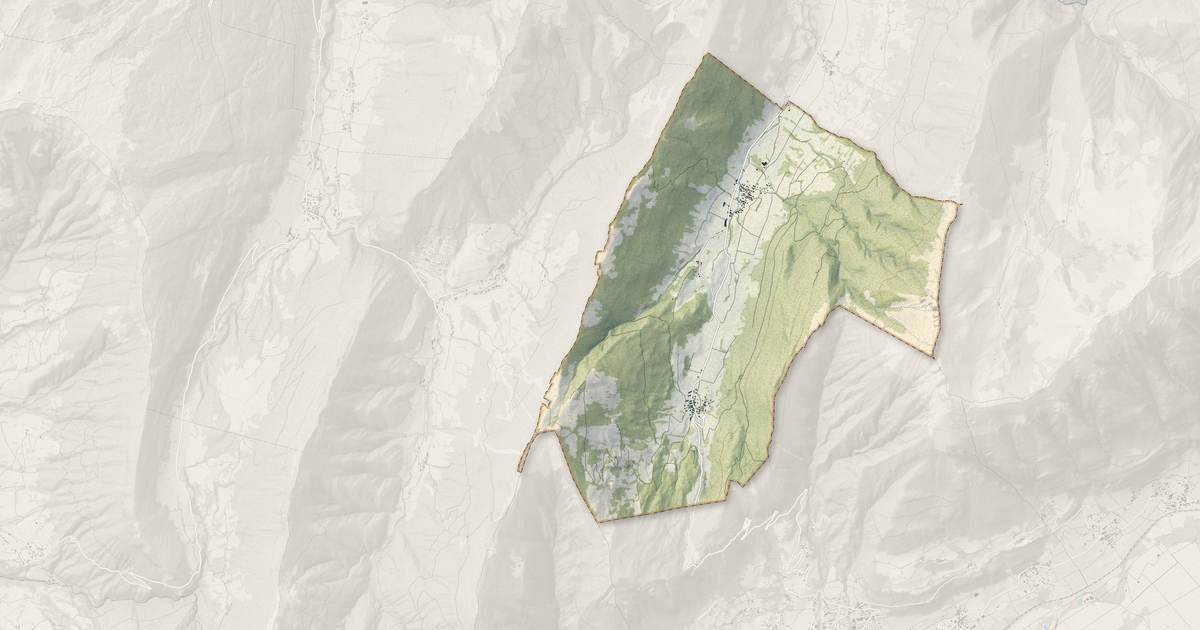 Portrait cartographique de Sainte-Reine : relief, eau, forêts, bâti et voies, calculés à partir des données de l'IGN