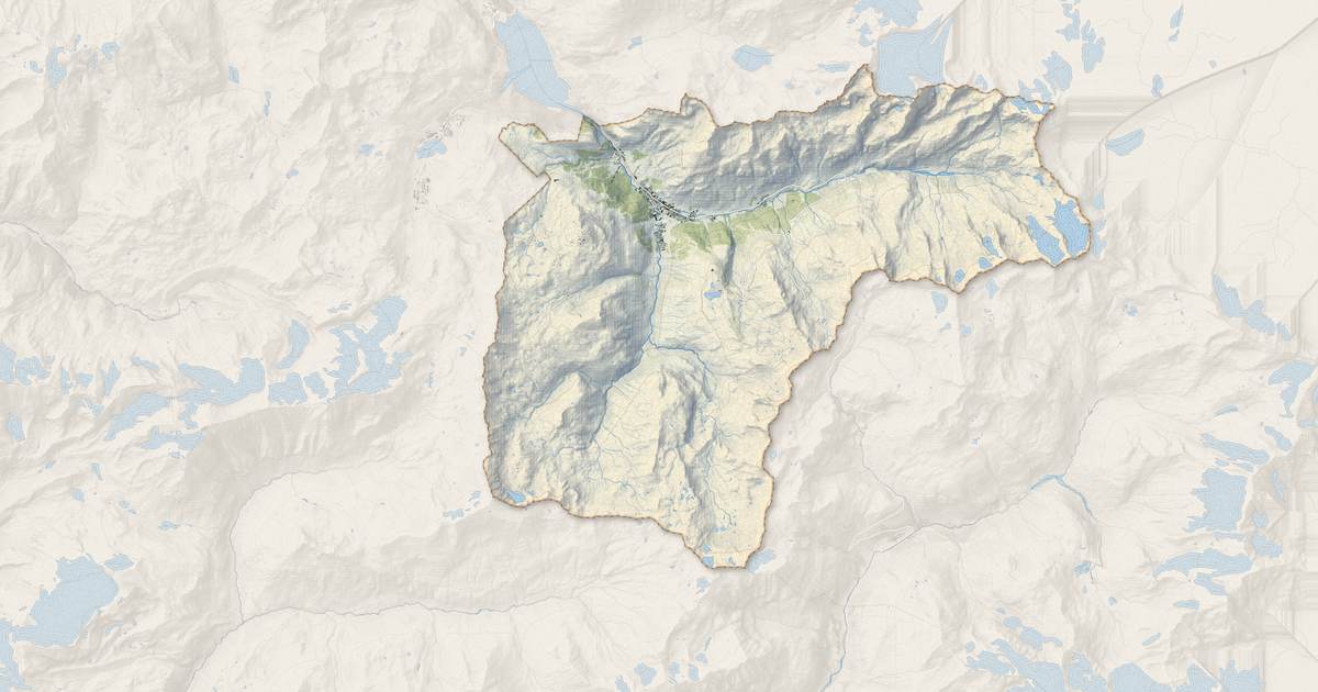 Portrait cartographique de Val-d'Isère : relief, eau, forêts, bâti et voies, calculés à partir des données de l'IGN