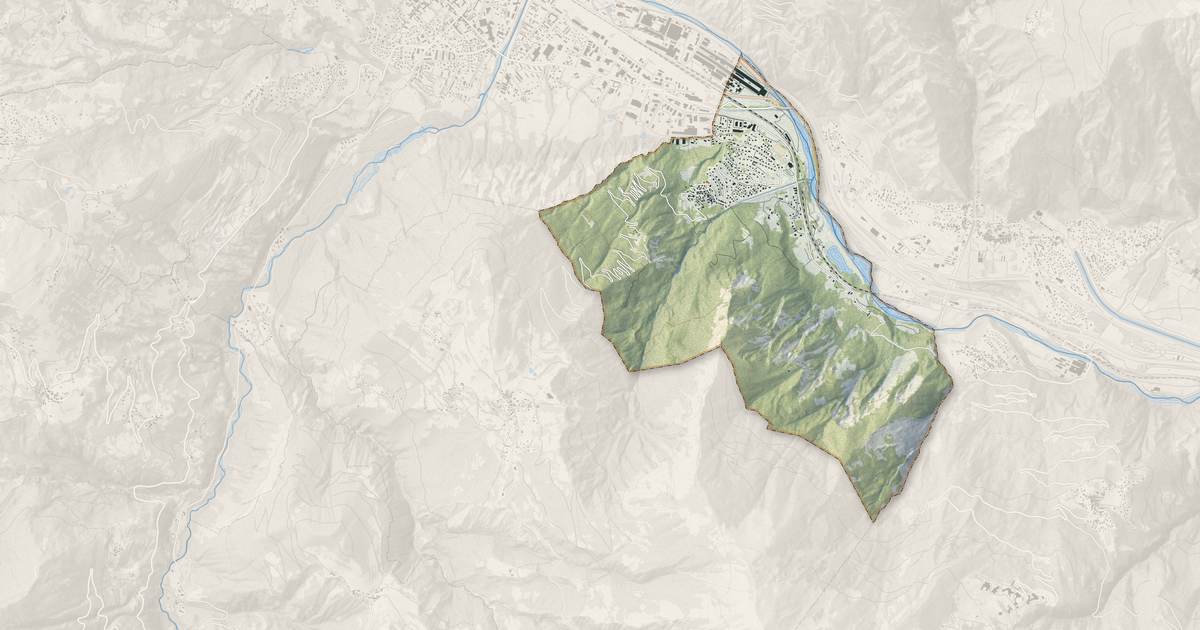 Portrait cartographique de Villargondran : relief, eau, forêts, bâti et voies, calculés à partir des données de l'IGN
