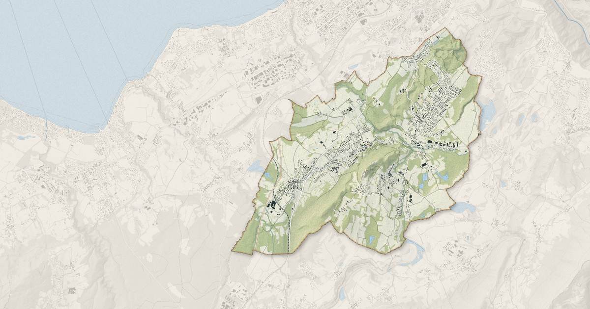 Portrait cartographique de Allinges : relief, eau, forêts, bâti et voies, calculés à partir des données de l'IGN