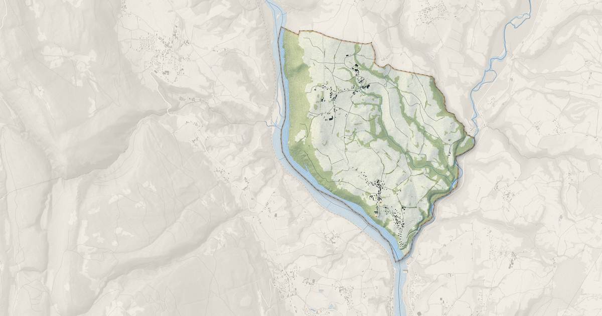 Portrait cartographique de Bassy : relief, eau, forêts, bâti et voies, calculés à partir des données de l'IGN
