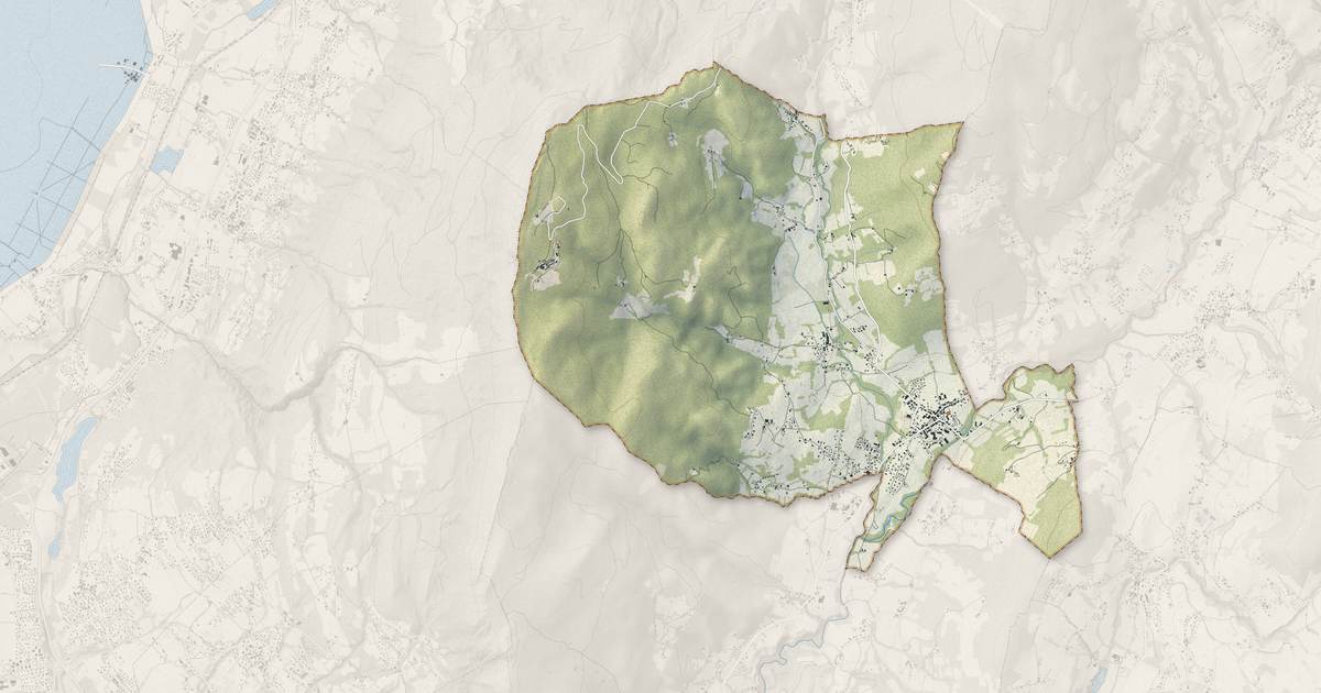 Portrait cartographique de Boëge : relief, eau, forêts, bâti et voies, calculés à partir des données de l'IGN