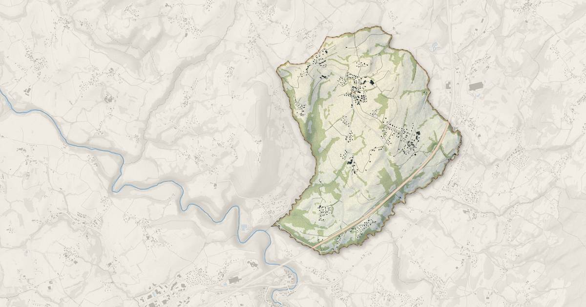 Portrait cartographique de Chapeiry : relief, eau, forêts, bâti et voies, calculés à partir des données de l'IGN