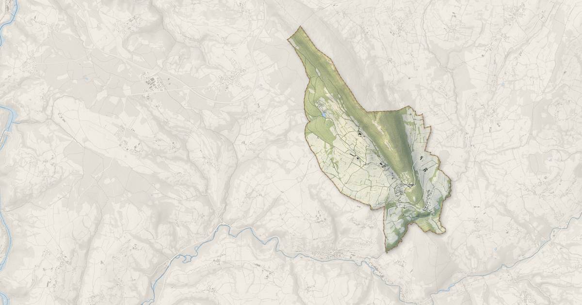 Portrait cartographique de Chaumont : relief, eau, forêts, bâti et voies, calculés à partir des données de l'IGN