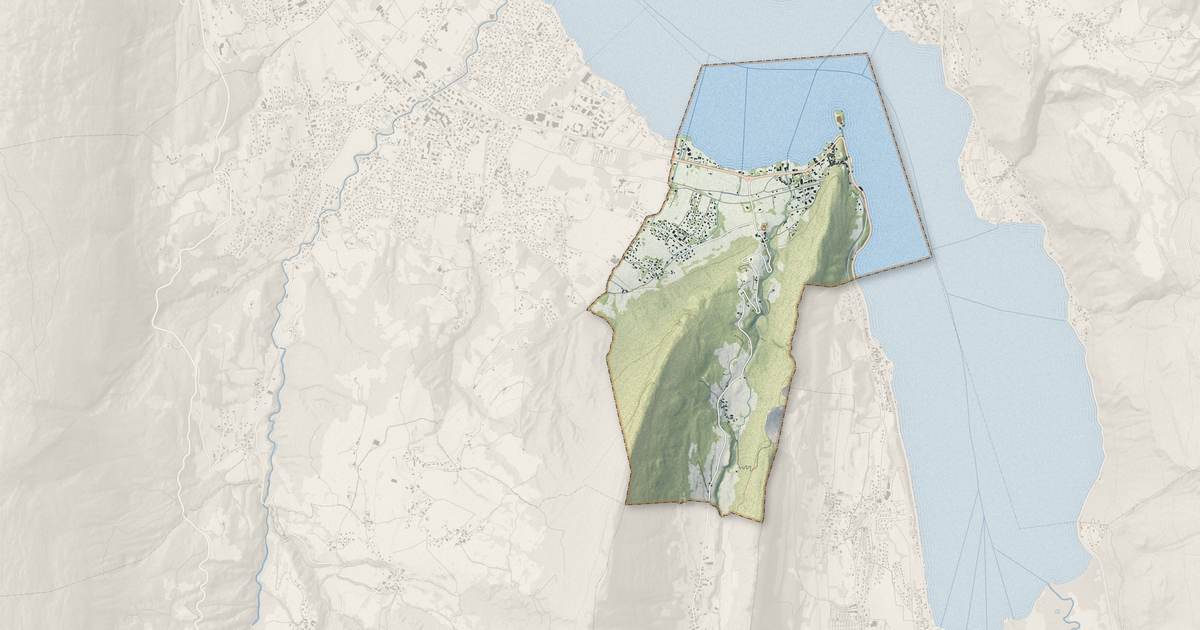 Portrait cartographique de Duingt : relief, eau, forêts, bâti et voies, calculés à partir des données de l'IGN