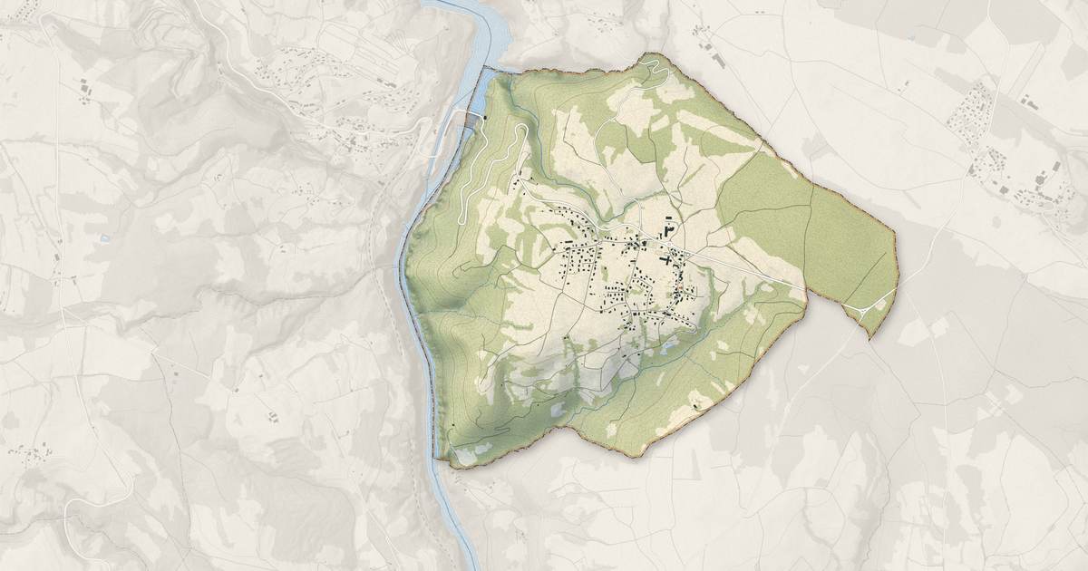 Portrait cartographique de Franclens : relief, eau, forêts, bâti et voies, calculés à partir des données de l'IGN
