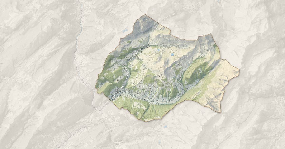 Portrait cartographique de Le Grand-Bornand : relief, eau, forêts, bâti et voies, calculés à partir des données de l'IGN