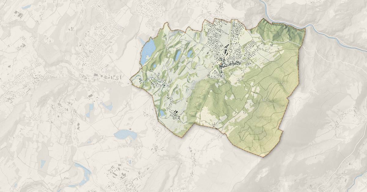 Portrait cartographique de Lyaud : relief, eau, forêts, bâti et voies, calculés à partir des données de l'IGN