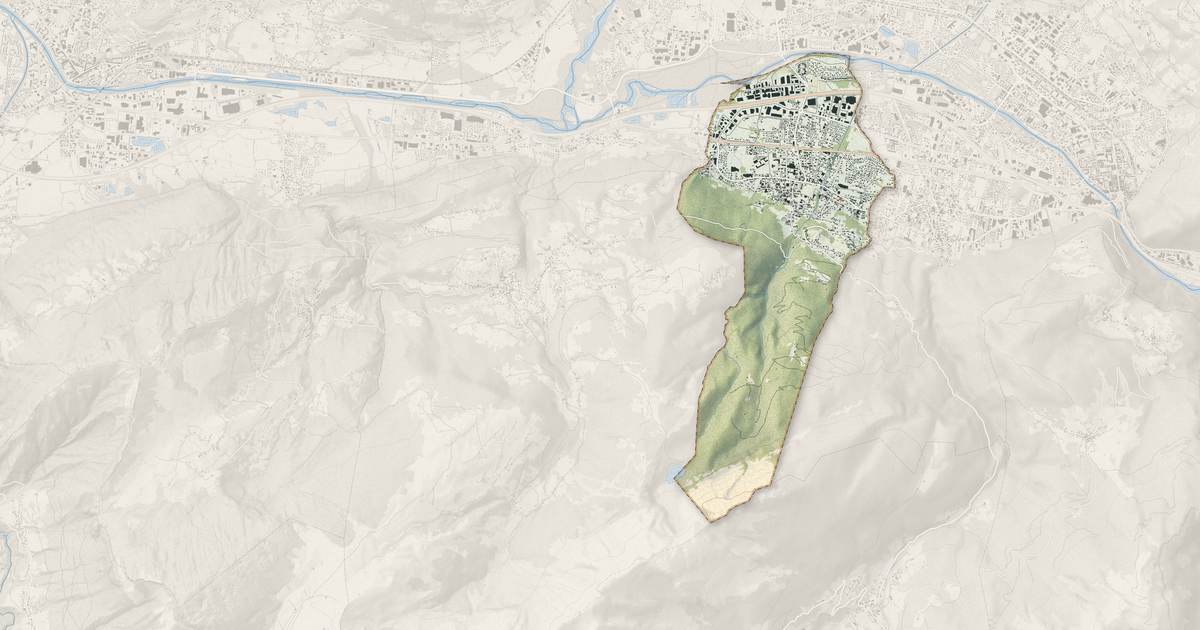 Portrait cartographique de Marnaz : relief, eau, forêts, bâti et voies, calculés à partir des données de l'IGN