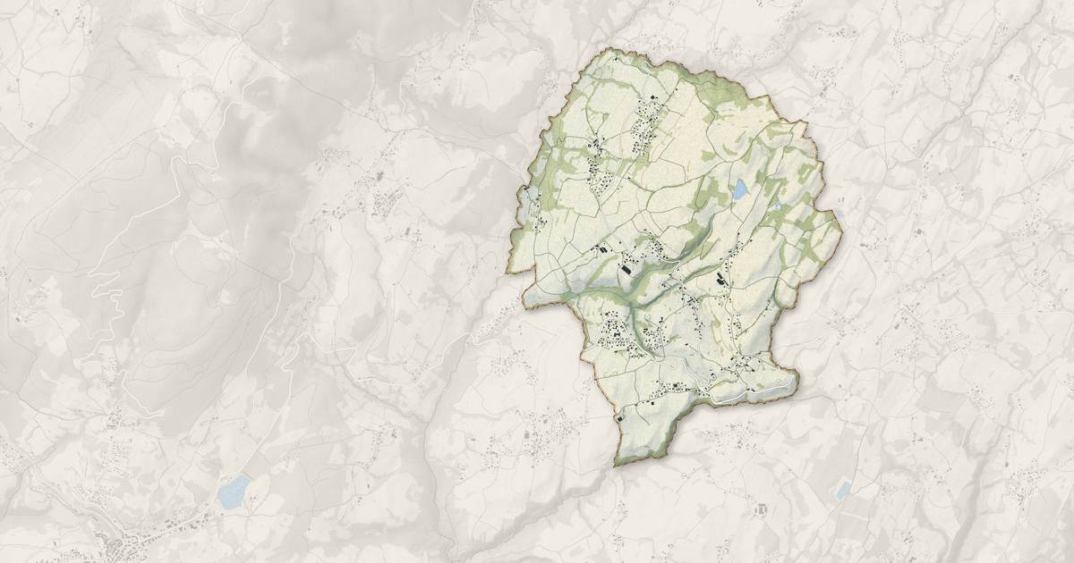 Portrait cartographique de Menthonnex-en-Bornes : relief, eau, forêts, bâti et voies, calculés à partir des données de l'IGN