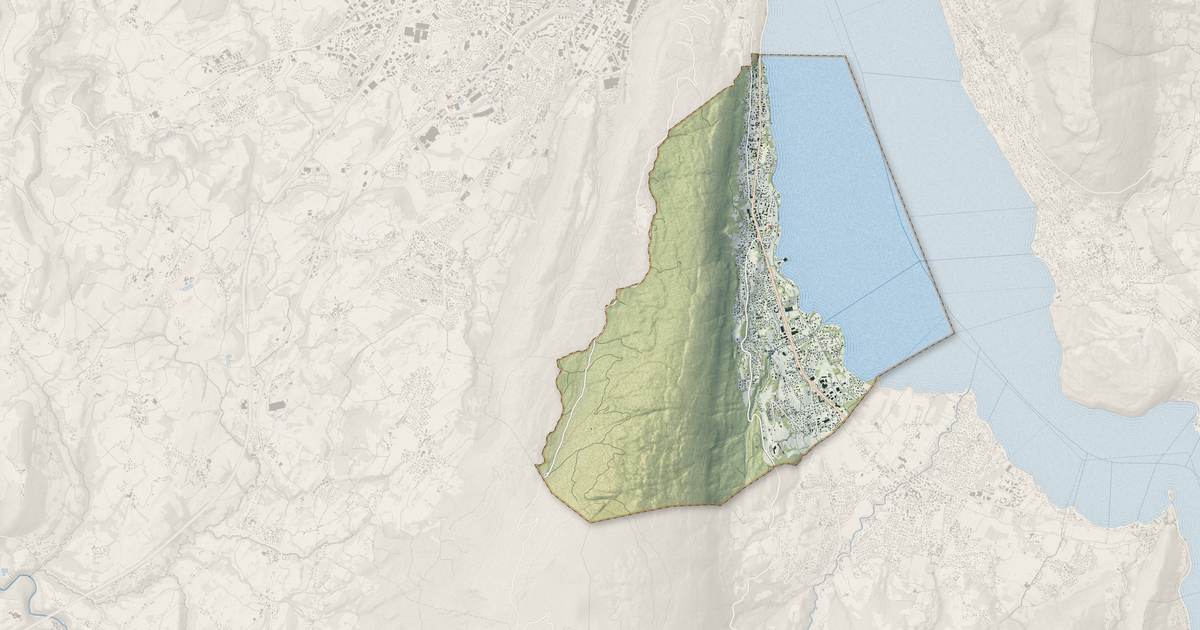 Portrait cartographique de Sevrier : relief, eau, forêts, bâti et voies, calculés à partir des données de l'IGN