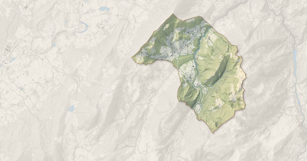 Portrait cartographique de Vailly : relief, eau, forêts, bâti et voies, calculés à partir des données de l'IGN