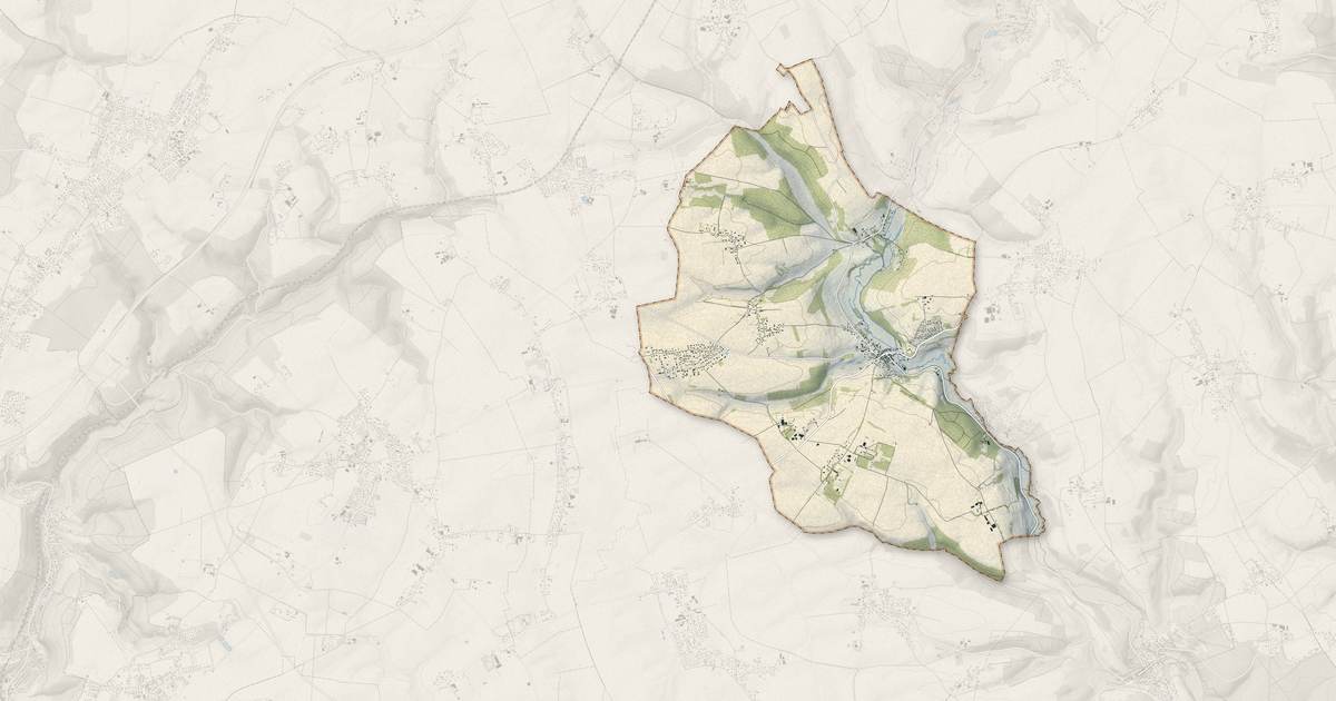 Portrait cartographique de Blainville-Crevon : relief, eau, forêts, bâti et voies, calculés à partir des données de l'IGN