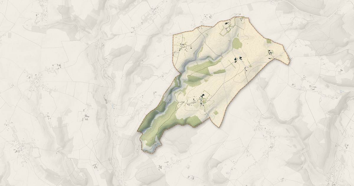 Portrait cartographique de La Chapelle-Saint-Ouen : relief, eau, forêts, bâti et voies, calculés à partir des données de l'IGN