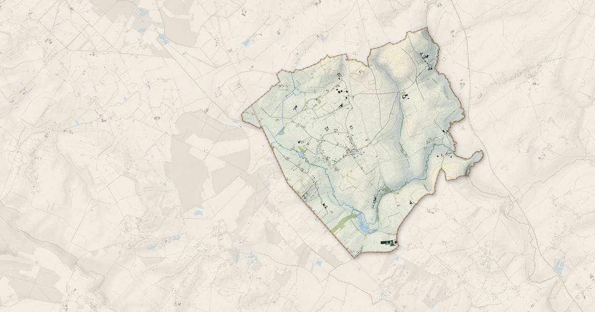 Portrait cartographique de Dampierre-en-Bray : relief, eau, forêts, bâti et voies, calculés à partir des données de l'IGN