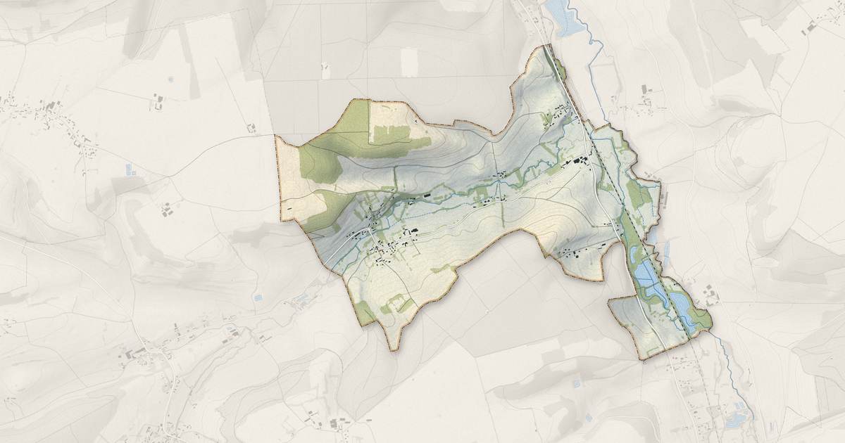 Portrait cartographique de Ellecourt : relief, eau, forêts, bâti et voies, calculés à partir des données de l'IGN