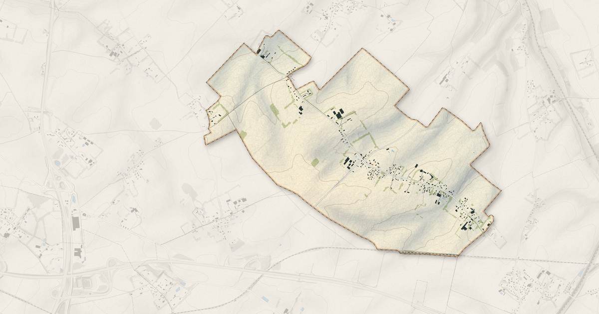 Portrait cartographique de Fresnay-le-Long : relief, eau, forêts, bâti et voies, calculés à partir des données de l'IGN