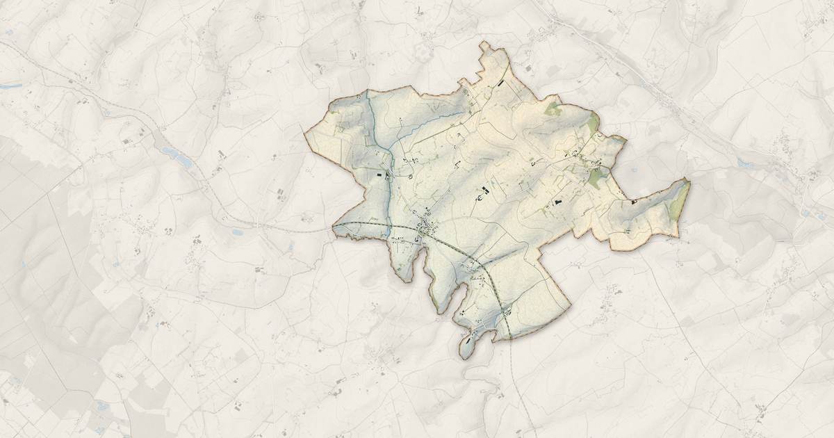 Portrait cartographique de Haussez : relief, eau, forêts, bâti et voies, calculés à partir des données de l'IGN