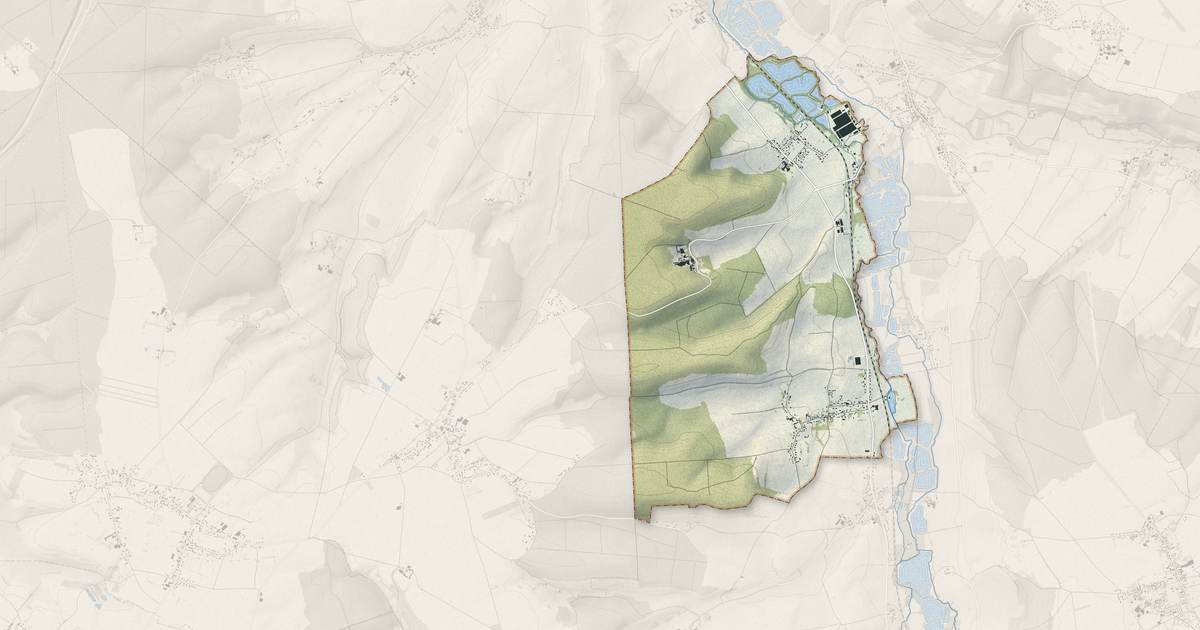 Portrait cartographique de Hodeng-au-Bosc : relief, eau, forêts, bâti et voies, calculés à partir des données de l'IGN