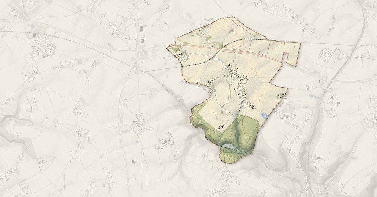 Portrait cartographique de La Houssaye-Béranger : relief, eau, forêts, bâti et voies, calculés à partir des données de l'IGN