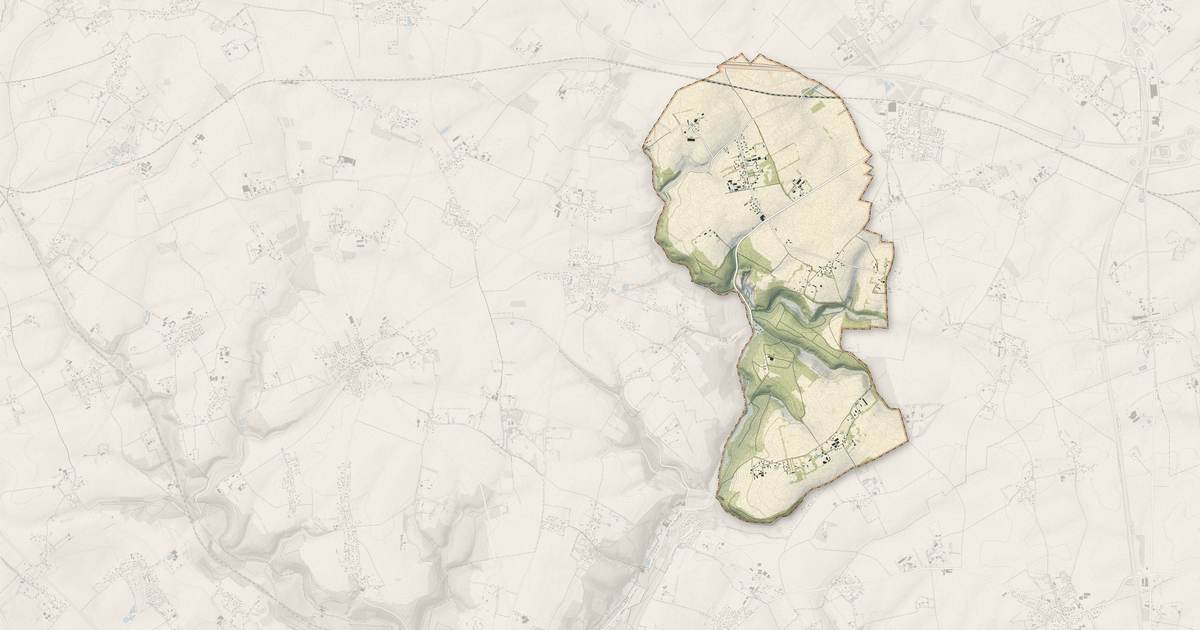 Portrait cartographique de Hugleville-en-Caux : relief, eau, forêts, bâti et voies, calculés à partir des données de l'IGN