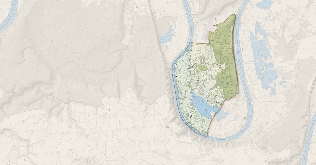 Portrait cartographique de Jumièges : relief, eau, forêts, bâti et voies, calculés à partir des données de l'IGN