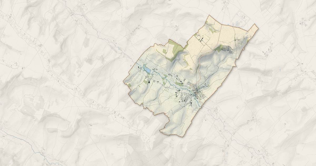 Portrait cartographique de Londinières : relief, eau, forêts, bâti et voies, calculés à partir des données de l'IGN