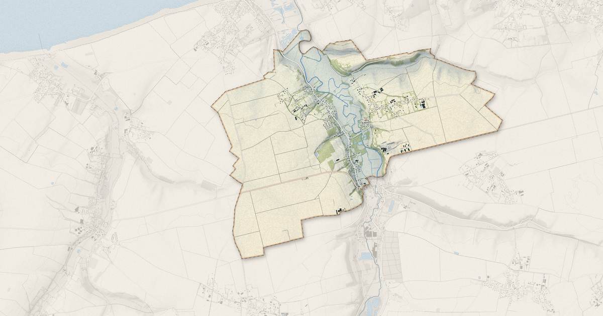 Portrait cartographique de Longueil : relief, eau, forêts, bâti et voies, calculés à partir des données de l'IGN