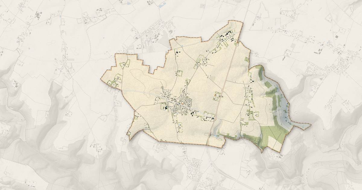 Portrait cartographique de Louvetot : relief, eau, forêts, bâti et voies, calculés à partir des données de l'IGN