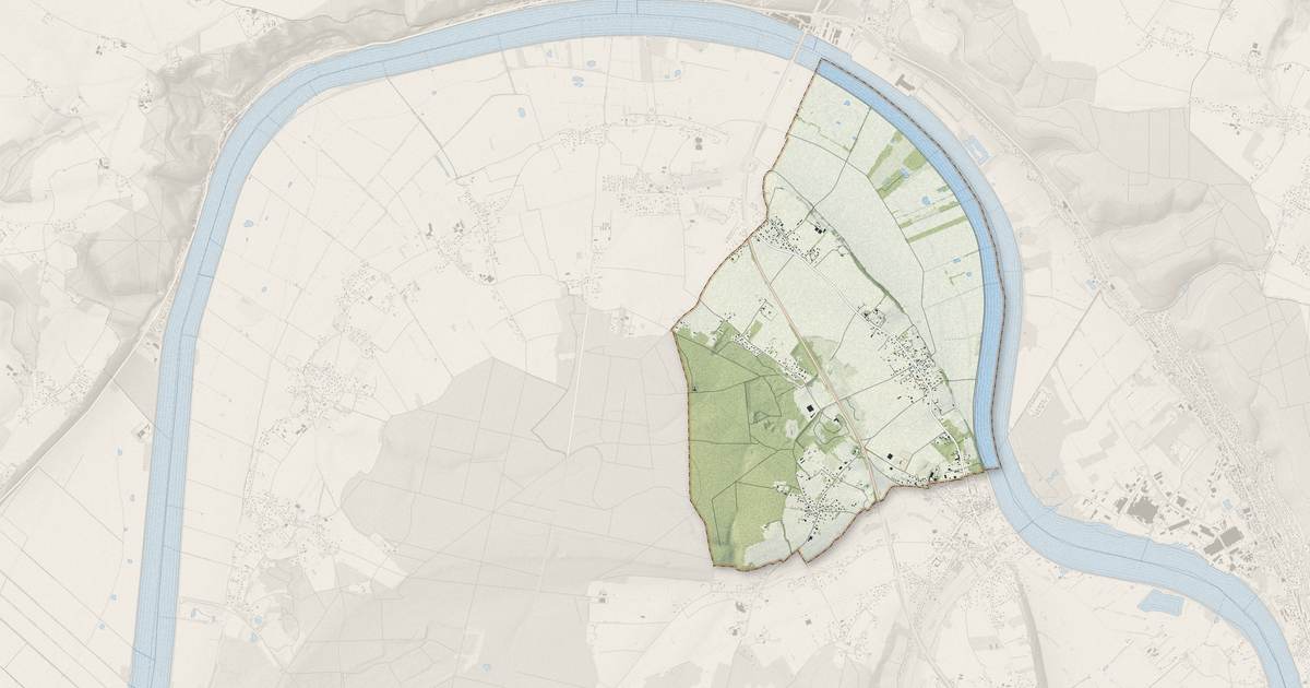 Portrait cartographique de Notre-Dame-de-Bliquetuit : relief, eau, forêts, bâti et voies, calculés à partir des données de l'IGN