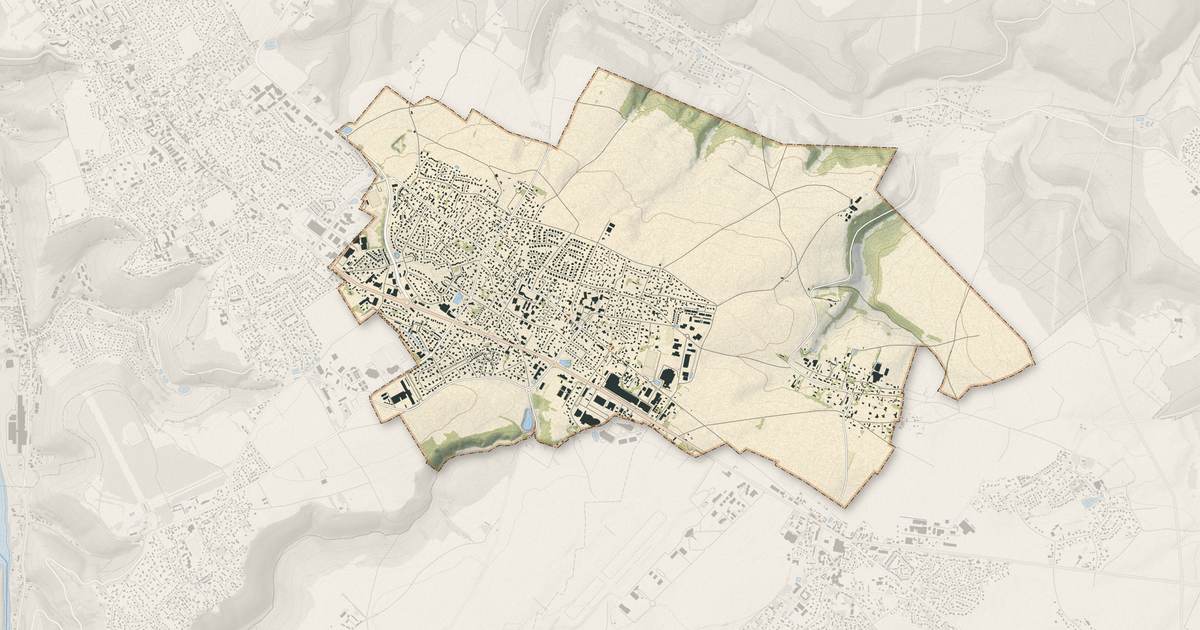 Portrait cartographique de Franqueville-Saint-Pierre : relief, eau, forêts, bâti et voies, calculés à partir des données de l'IGN