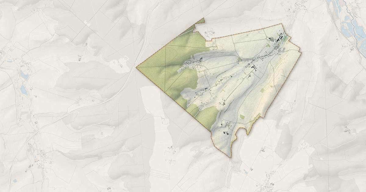 Portrait cartographique de Pierrecourt : relief, eau, forêts, bâti et voies, calculés à partir des données de l'IGN