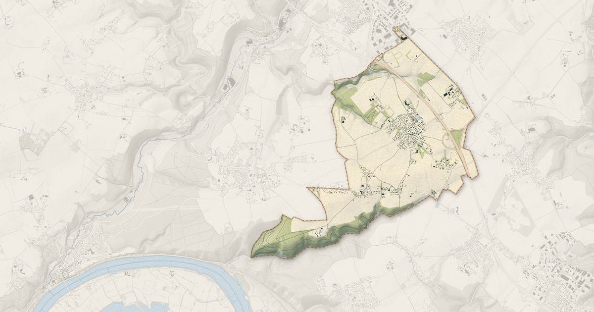 Portrait cartographique de Roumare : relief, eau, forêts, bâti et voies, calculés à partir des données de l'IGN