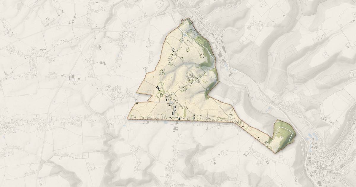 Portrait cartographique de Saint-Antoine-la-Forêt : relief, eau, forêts, bâti et voies, calculés à partir des données de l'IGN