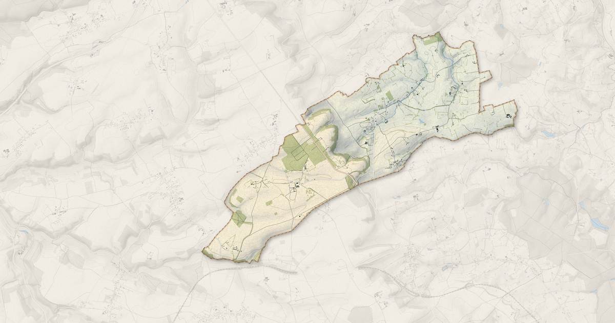 Portrait cartographique de Sainte-Geneviève : relief, eau, forêts, bâti et voies, calculés à partir des données de l'IGN