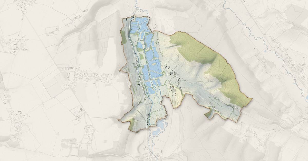 Portrait cartographique de Saint-Germain-d'Étables : relief, eau, forêts, bâti et voies, calculés à partir des données de l'IGN