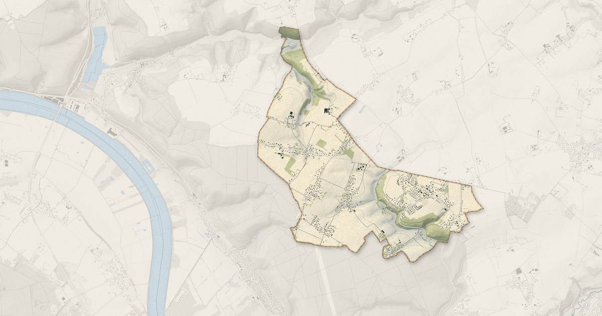 Portrait cartographique de Sainte-Marguerite-sur-Duclair : relief, eau, forêts, bâti et voies, calculés à partir des données de l'IGN