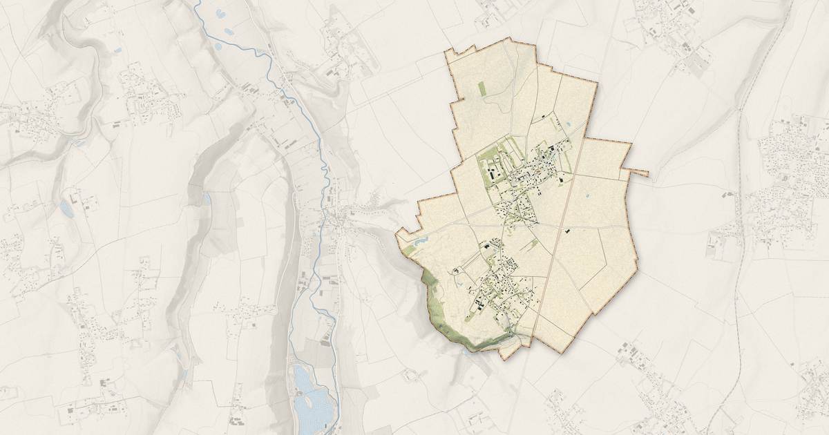 Portrait cartographique de Saint-Riquier-ès-Plains : relief, eau, forêts, bâti et voies, calculés à partir des données de l'IGN