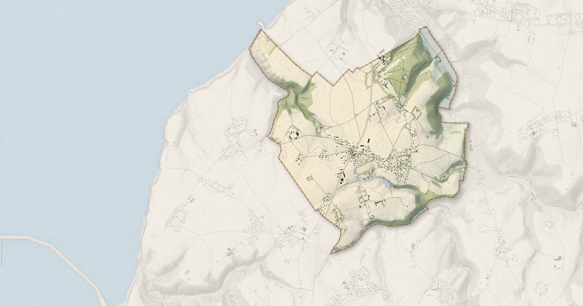 Portrait cartographique de Le Tilleul : relief, eau, forêts, bâti et voies, calculés à partir des données de l'IGN