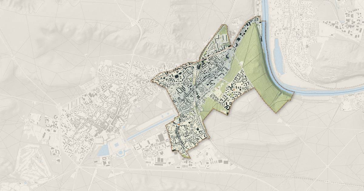 Portrait cartographique de Avon : relief, eau, forêts, bâti et voies, calculés à partir des données de l'IGN