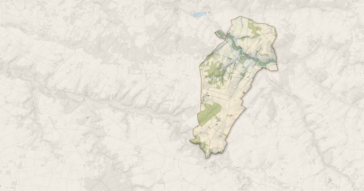 Portrait cartographique de Blennes : relief, eau, forêts, bâti et voies, calculés à partir des données de l'IGN
